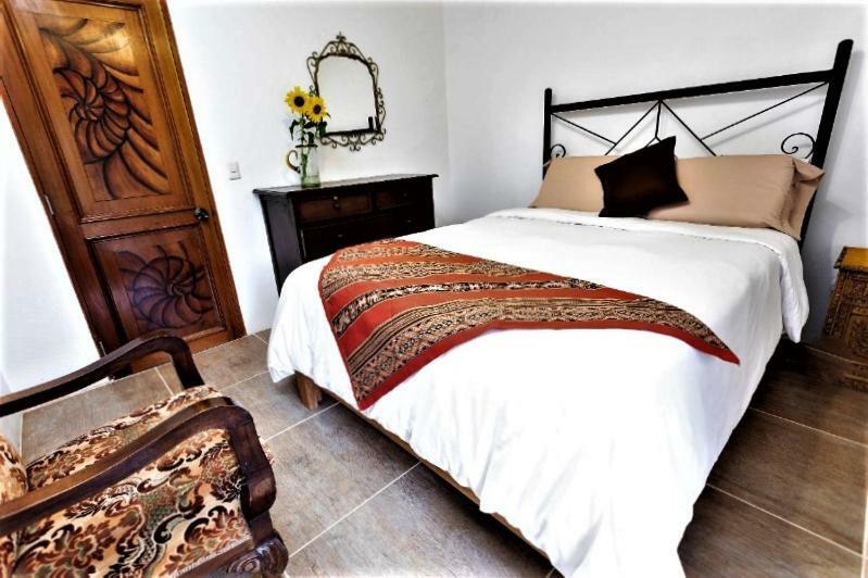 Intirumi Inn Caraz المظهر الخارجي الصورة